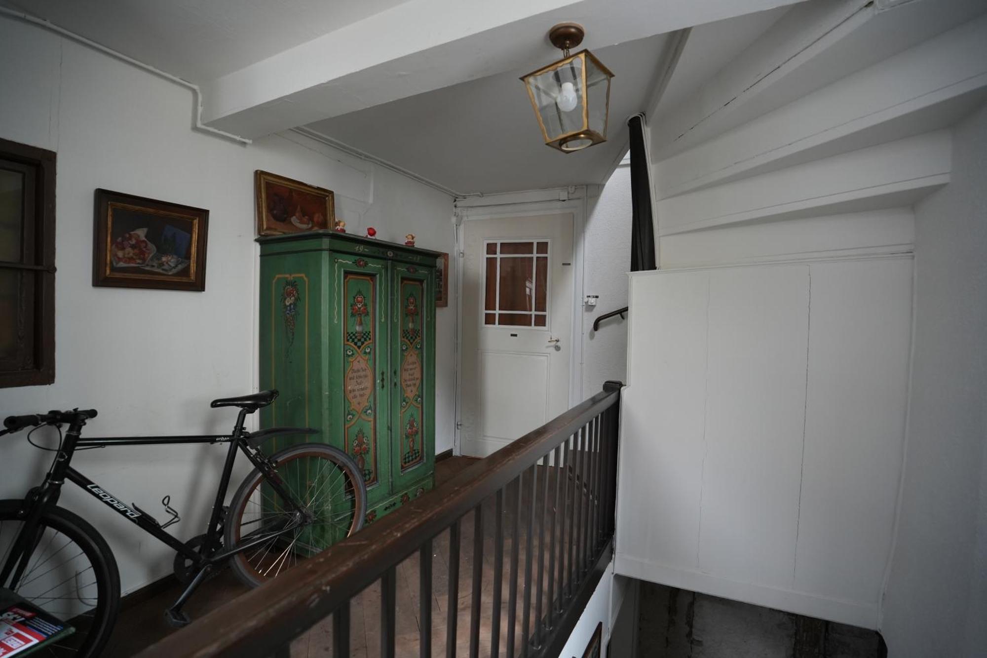 Cozy City Center, 4 Bedroom- 120Sq, 5Min Walk To Main Station Bazylea Zewnętrze zdjęcie