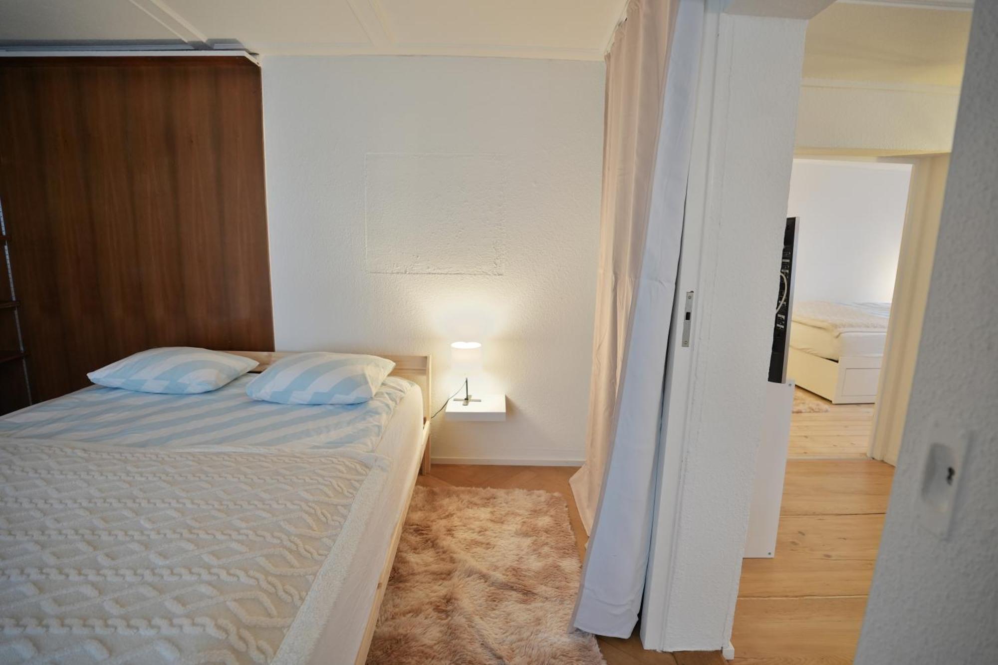 Cozy City Center, 4 Bedroom- 120Sq, 5Min Walk To Main Station Bazylea Zewnętrze zdjęcie